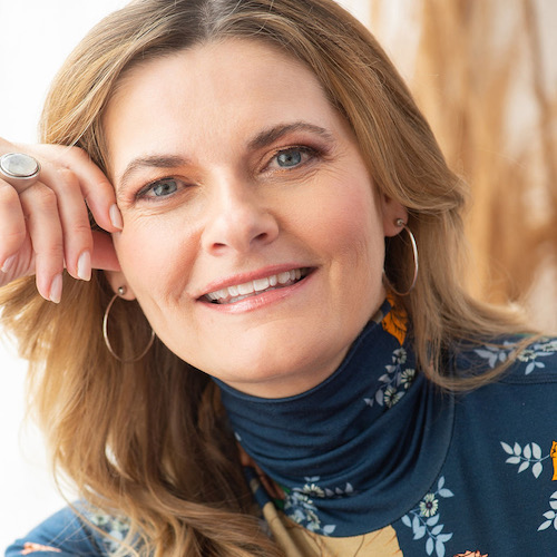 Lisa Bragg, author on Finding Your Bliss